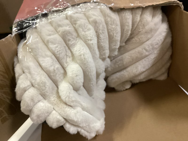 Condition photo showing As Is for Large Orthopedic Dog Crate Bed with Waterproof Lining, Soft Short Plush Surface & Egg Crate Foam for Calming Puppy, Machine Washable Pet Bed with Removable Cover & Anti Slip Bottom L-Crate(35"*22"*3") Cream