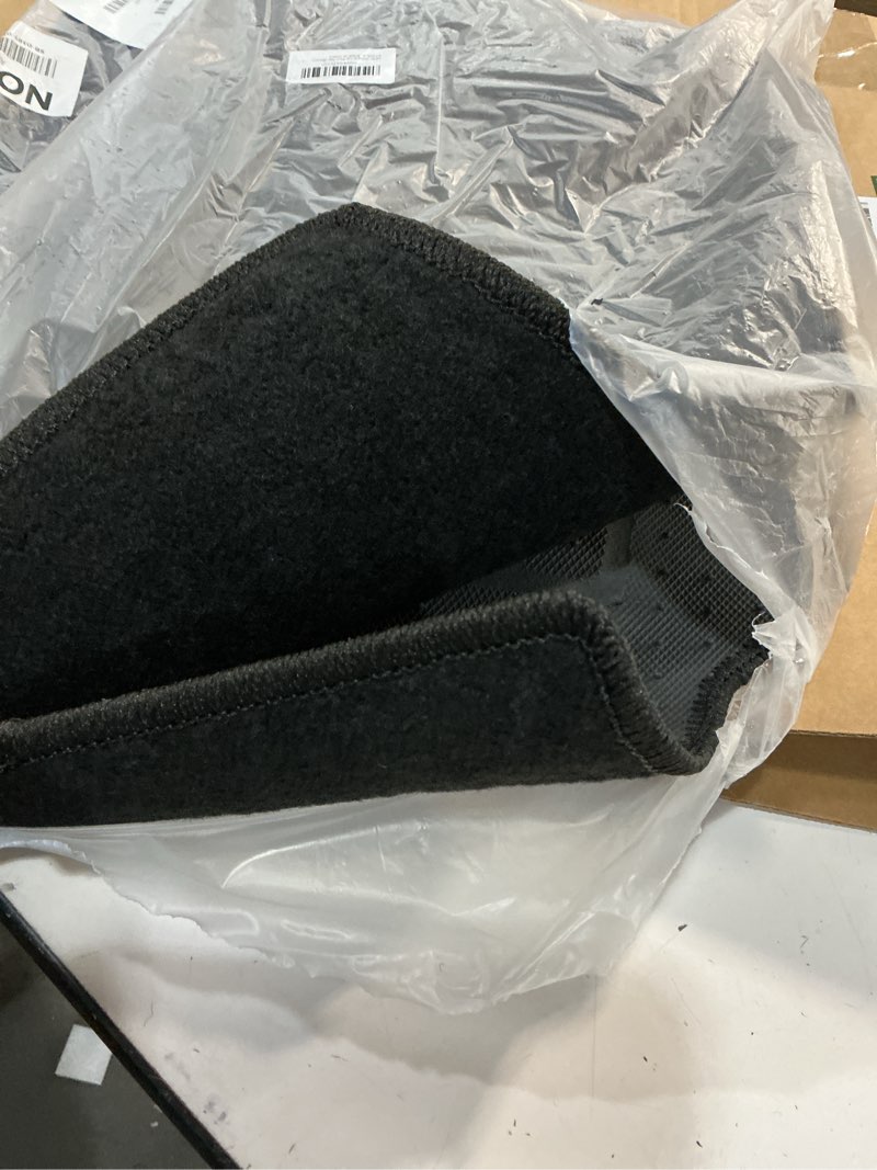 Condition photo showing Good Condition for waterproof universal fit car floor mats,velvet car carpet mats, black car mats with anti-slip nibbs backing driver heel pad fit for suv,vans,sedans,trucks,set of 4pcs girl women men(all black) black2