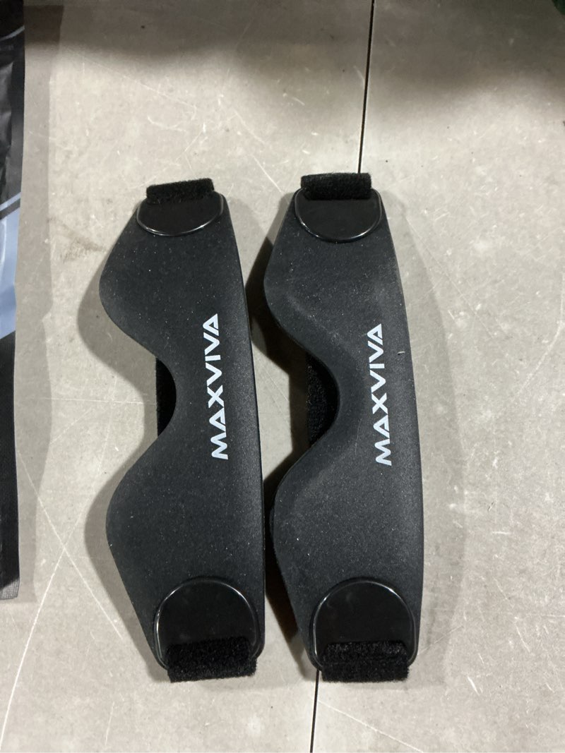 Condition photo showing Good Condition for patellar tendon support strap 2 pack, knee brace for women & men, patella band for running hiking basketball gym fitness tennis badminton cycling, offers relief from meniscus tear and knee pain. black