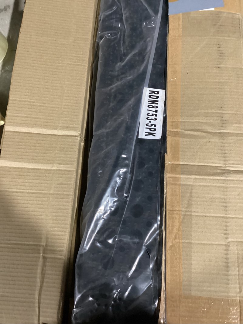 Condition photo showing Good Condition for Outdoor Stair Treads Non-Slip 35”x10” (6-Pack) – Carpet Treads with Rubber Backing Floral Grey Grey Floral 35" X 10"