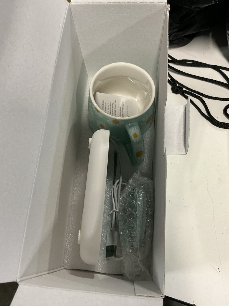 Condition photo showing New/Like New for sarkna mug warmer set 