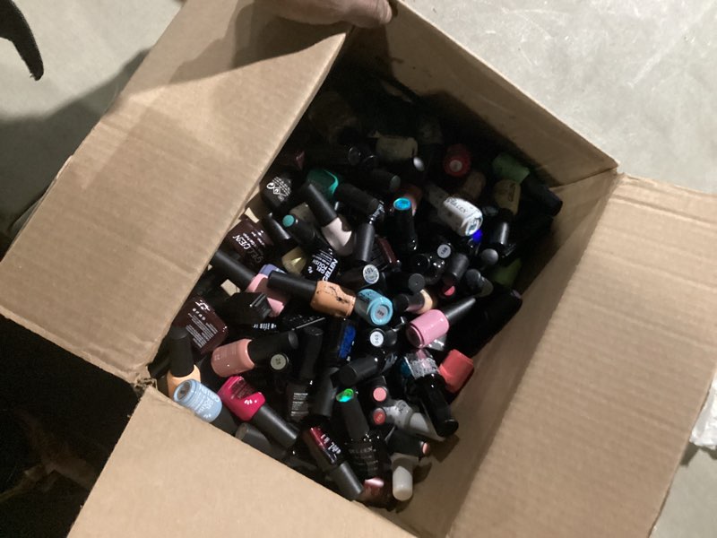 Condition photo showing Good Condition for VENALISA 120 Pcs 12ML Gel Nail Polish Set with Base and Top Coat, Gel Polish Kit White Black Pink Bl