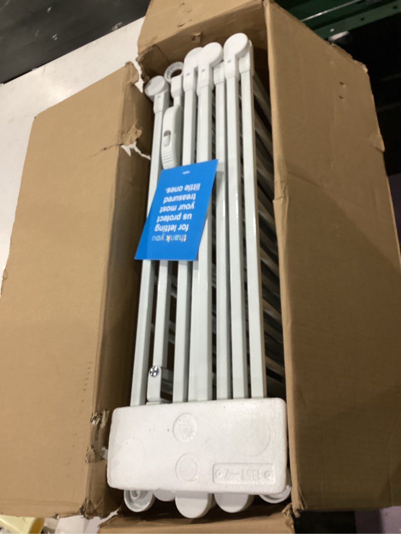 Condition photo showing Good Condition for Regalo SAFETY 194-Inch Super Wide Baby Gate & Play Yard, 2-in-1 Convertible Extra Wide Safety Barrier, Hardware Mounted for Toddlers & Pets, American Designed, American Owned, For Children 6-24 Months 50.5-192"W x 28"H White