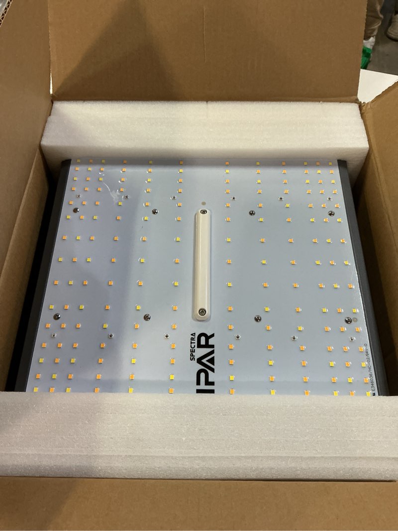 Condition photo showing Good Condition for VIPARSPECTRA P1000 LED Grow Light for Seed Starting Vegetables Bloom, Dimmable Plant Lights Dimming Daisy Chain Grow Lights for Indoor Plants Full Spectrum for 3x3/2x2 Grow Tent 11.8"x11"