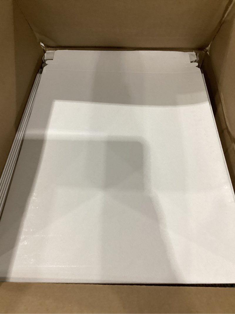 Condition photo showing Good Condition for box usa rigid mailers 9" x 12" (100-pack) - cardboard mailer envelopes for photos, documents, prints - stay flat 9 3/4x12 1/4" 100-pk