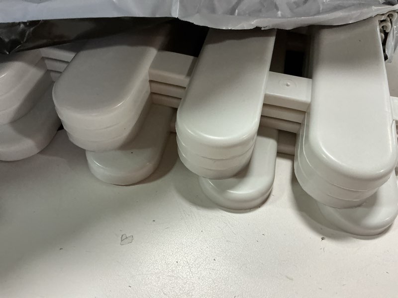 Condition photo showing Good Condition for 4pcs Tortoise Enclosure Landscaping Fence Border Outside pet Fence Exercise Pen Kennel Tortoise playpen Flower Bunny Enclosure Pet Safety Gates Accessories White Plastic Animal