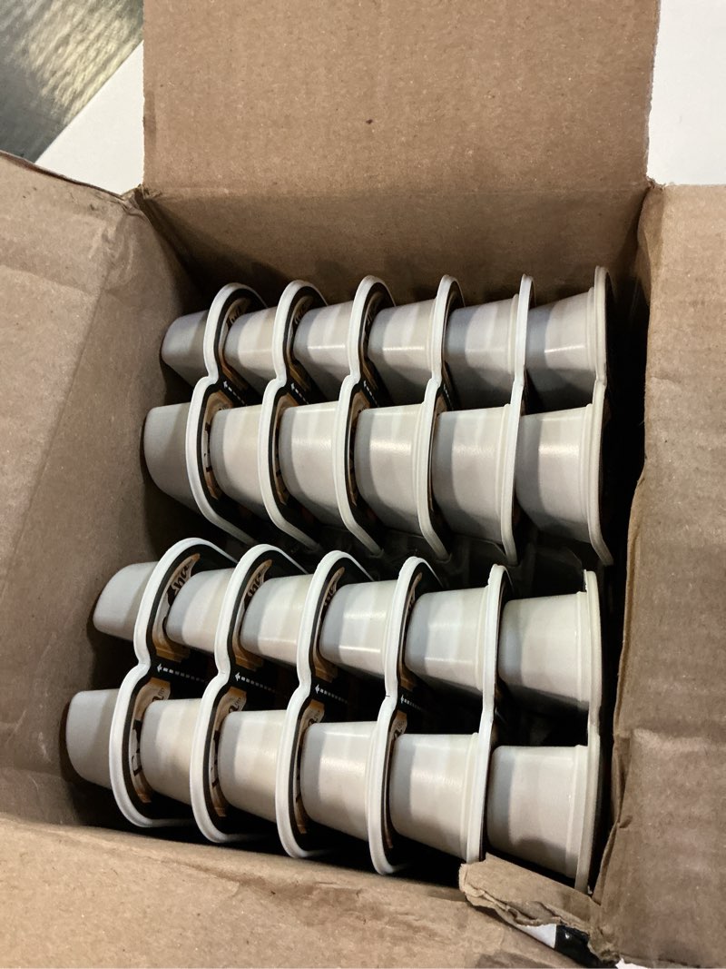 Condition photo showing New/Like New for ( bbd 02/2028 )) sheba perfect portions wet cat food variety pack  1.32 oz trays (24 pack)