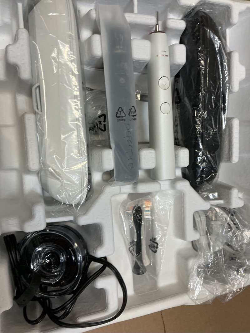 Condition photo showing Good Condition for philips sonicare diamondclean connected electric toothbrush 2 pack, x2 sonic toothbrushes, x2 charging travel cases, x2 a3 brush heads, 12 brushing settings, (black and rose gold) model hx9912/71