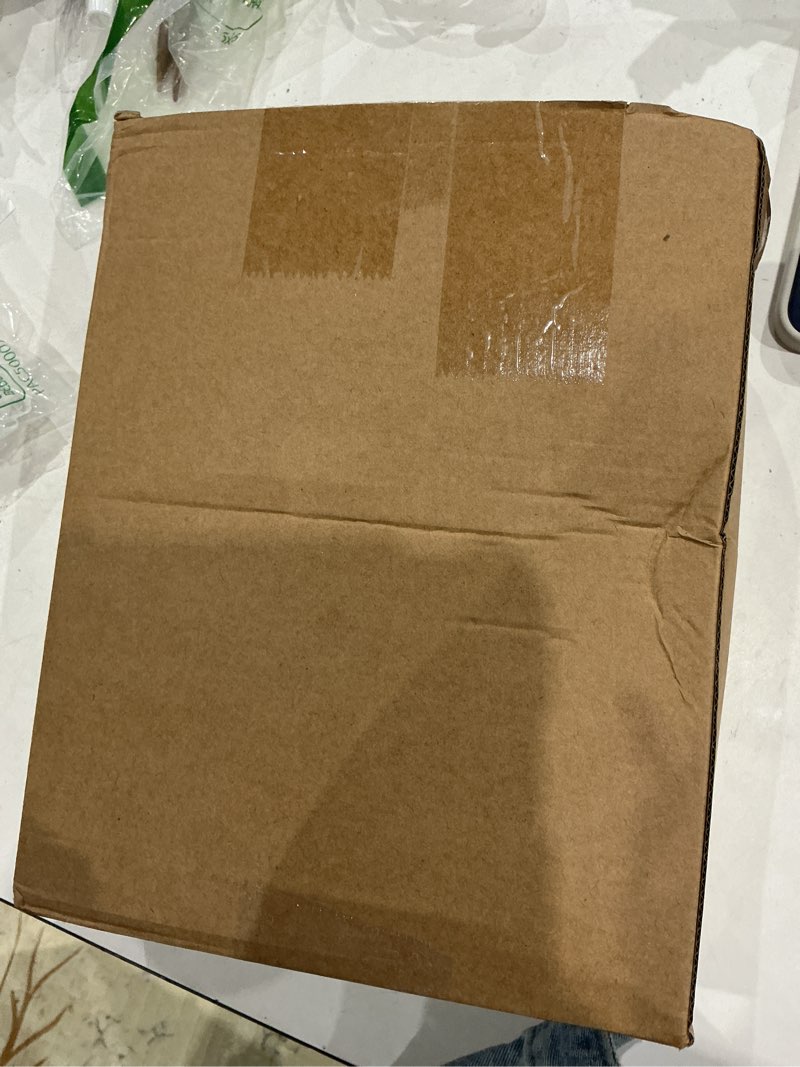 Condition photo showing Good Condition for zhehao 240 pcs 2026 graduation decorations plates and napkins and cups set serve 30, red and gold gr