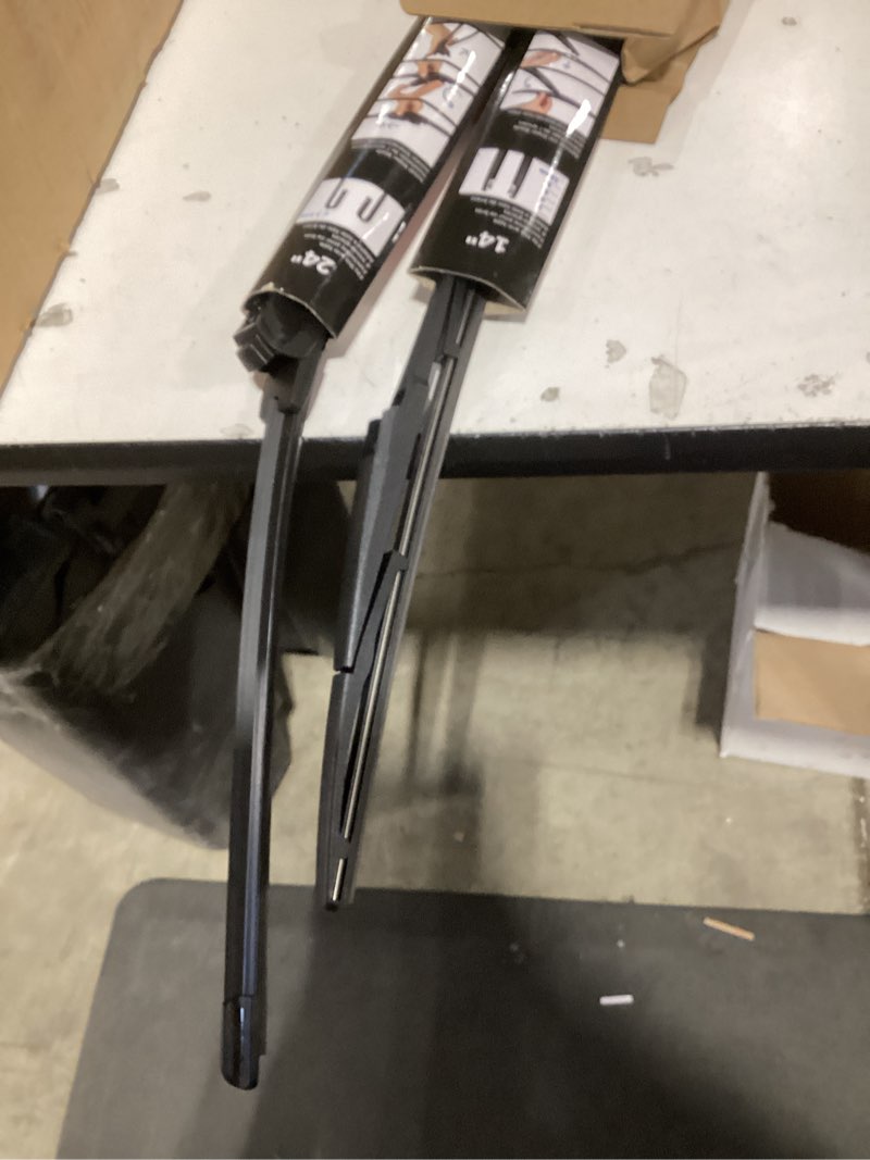 Condition photo showing Good Condition for similar product 14” and 24” wiper bladesBosch ICON Wiper Blades 24A17A (Set of 2) Fits Acura: 15 TLX, Dodge: 12-07 Caliber, Infiniti: 17-14 QX50, Toyota: 01-03 Prius, 12-06 RAV4 +More, Up to 40% Longer Life, Frustration Free Packaging Front (24A & 17A) ICON Combo Pack (Front)