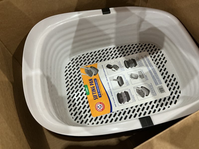 Condition photo showing Good Condition for arm & hammer large sifting litter box scoop free cat litter tray with microban, made in usa
