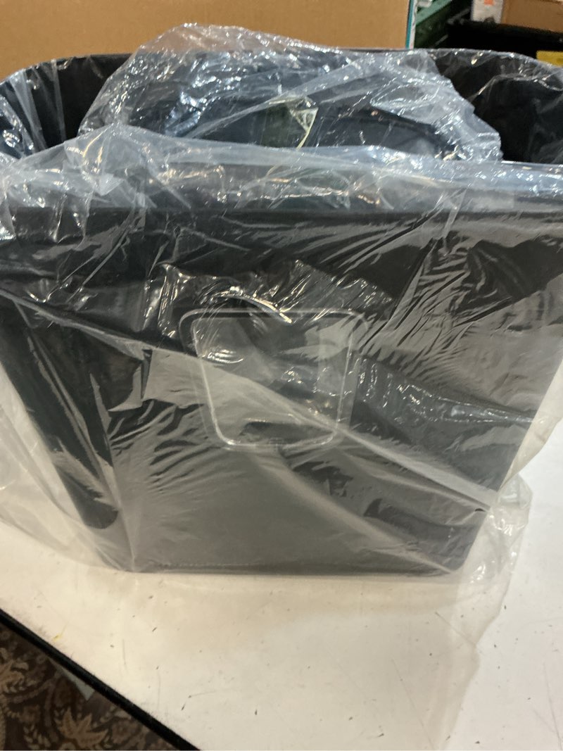 Condition photo showing New/Like New for pen+gear 6-sheet cross-cut paper/credit card shredder with 3.7 gallon bin, black, home & office use