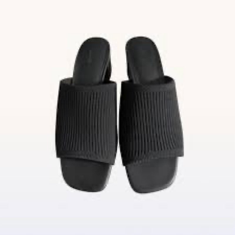 Italian Leather Knitted Heel Mule in Black | size 9
