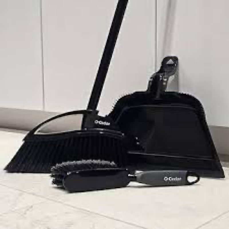 O-Cedar Indoor & Outdoor Strong Sweep Broom & Brush Bundle | Heavy Duty Bristles Remove 99% of Dust & Dirt in One Sweep | Step-On Dust Pan | Safe for Hardwoods, Powerful on Outdoor Debris