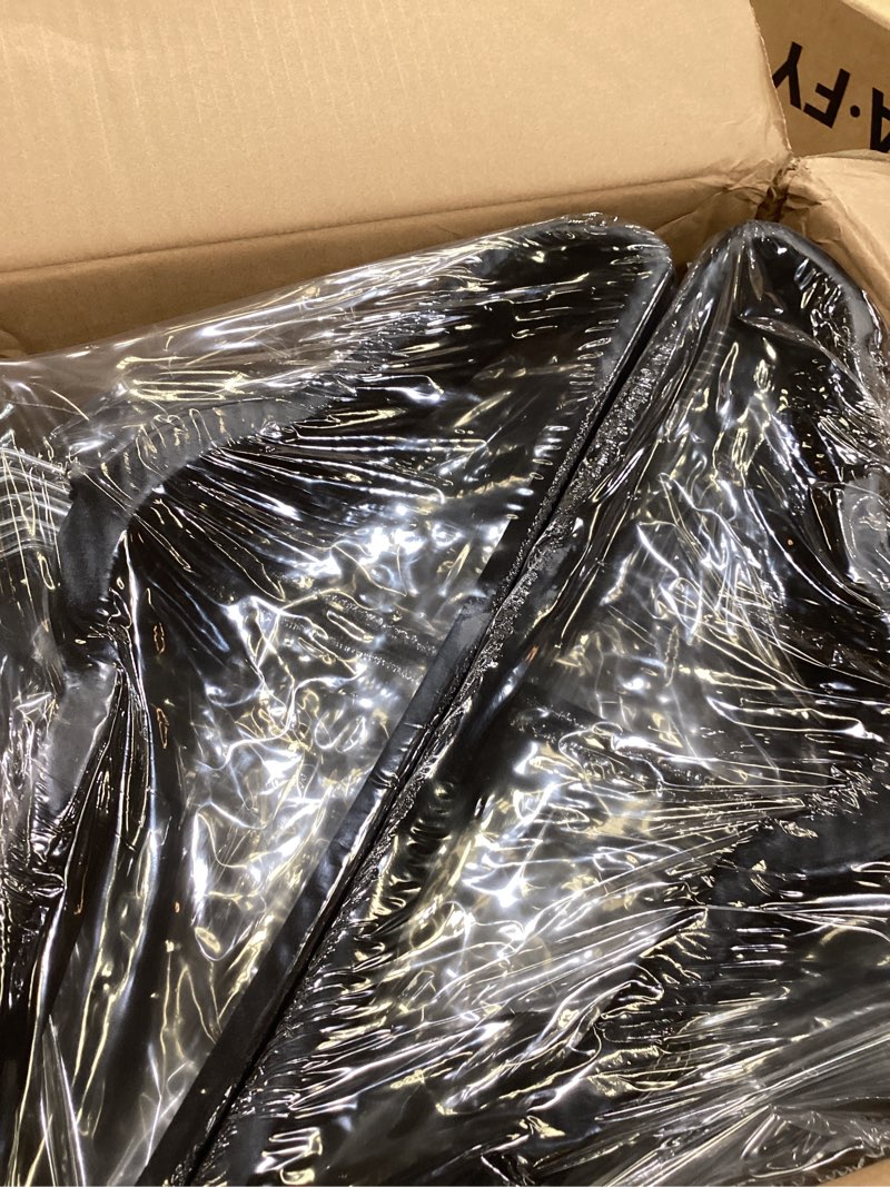Condition photo showing New/Like New for serenelife velvet hangers 100 pack black – slim non-slip clothes hangers with chrome 360° swivel hook, durable 10 lbs capacity, ultra-thin space saving hangers for closet organization