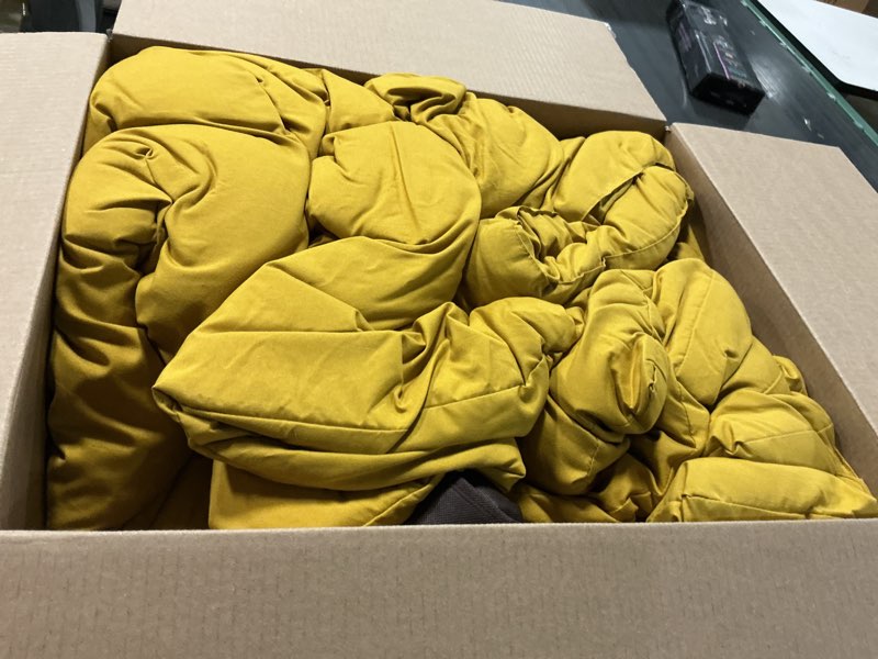 Condition photo showing Good Condition for CLOTHKNOW Mustard Yellow Queen Comforter Set 3Pcs Yellow Bedding Comforter Sets Soft All Season Turmetric Comforter with 2 x Pillow Cases