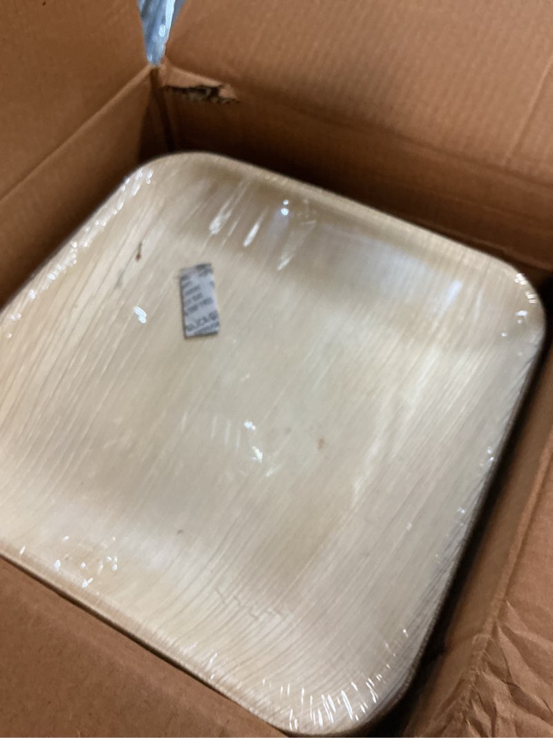 Condition photo showing Good Condition for eco soul palm leaf like bamboo plates, 10 inch square, 50 pack, bulk disposable dinner plates, compostable biodegradable natural wooden dinnerware for parties, weddings & catering events 50 10 inch