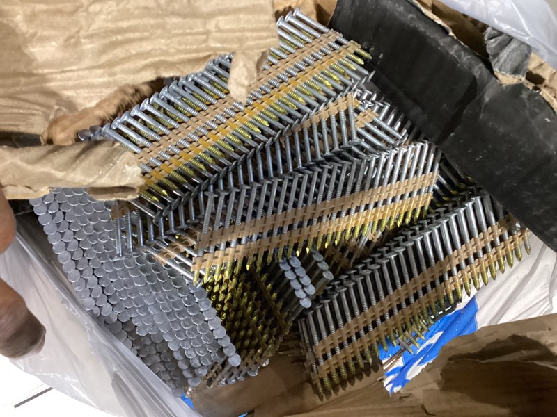 Condition photo showing Good Condition for metabo hpt 2-in x 0.113-in 21-degree hot-dipped galvanized ring shank collated framing nails (1000-per box)