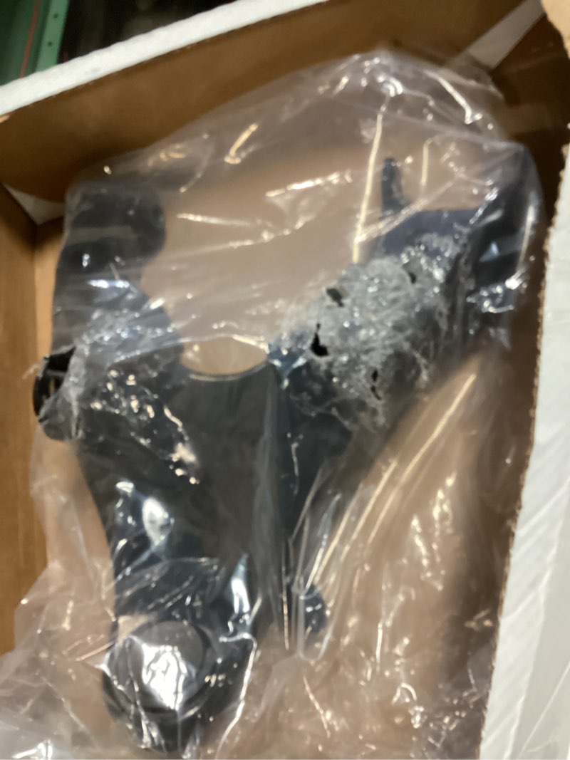 Condition photo showing Good Condition for MOOG RK620524 Suspension Control Arm and Ball Joint Assembly front left lower