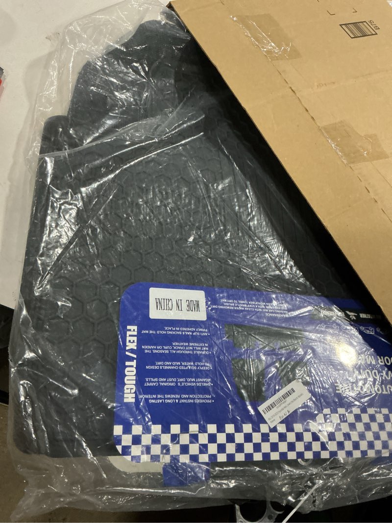 Condition photo showing New/Like New for Fits 2018-2023 Hyundai Kona Floor Mats Front & 2nd Row Seat Liner Set All Weather Full Set Liners (No Electric Models)