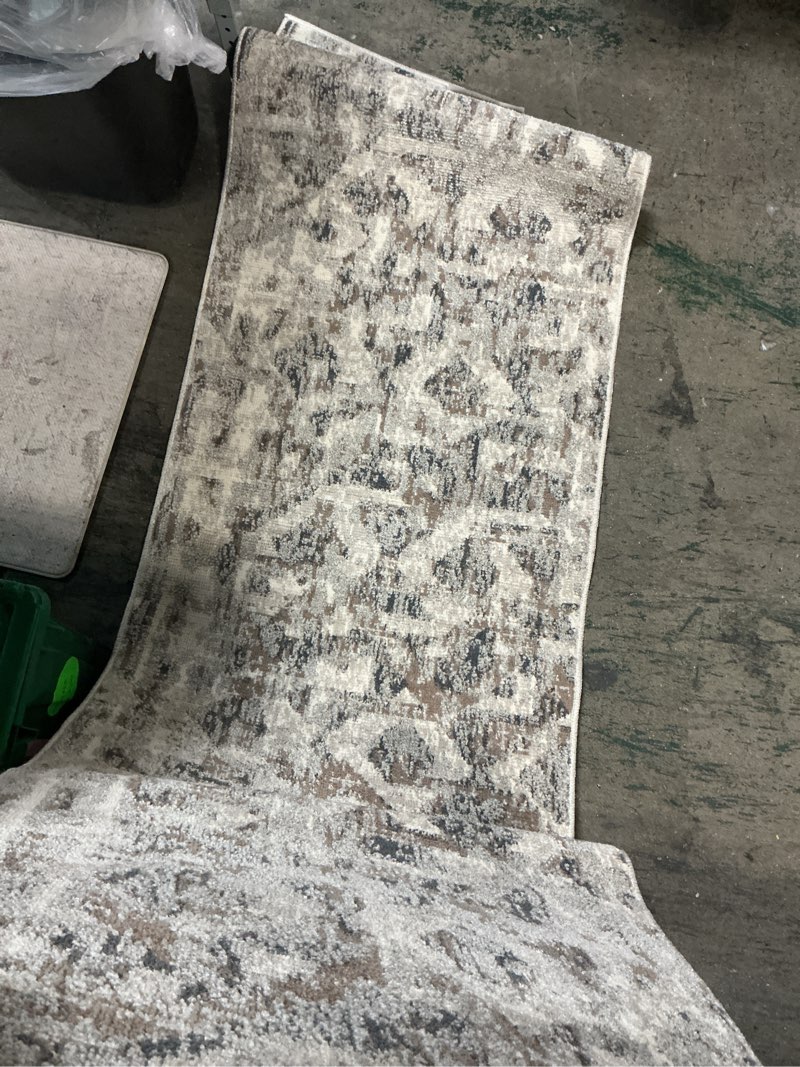https://lotting-media.assets.bidfta.com/lotting_216bfd70-7a6c-4402-9e2f-6eb7bafb40f8