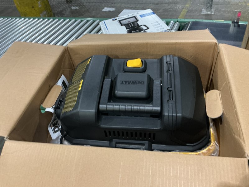 Condition photo showing Good Condition for dewalt dxv04t portable 4 gallon wet/dry vacuum, yellow