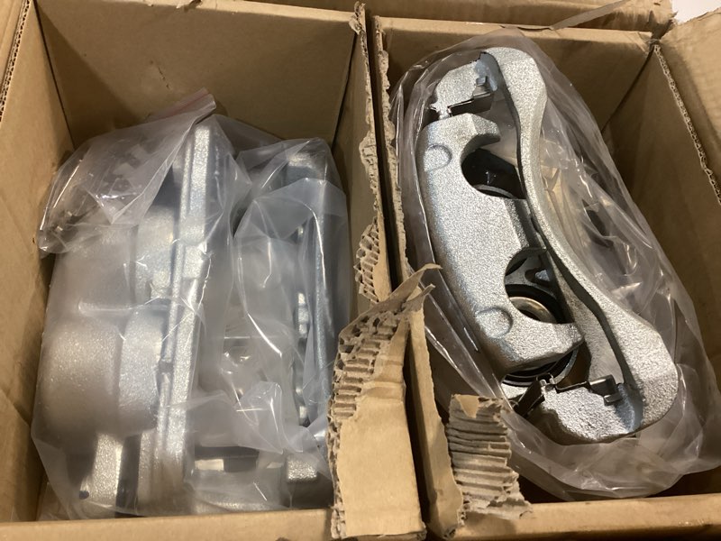 Condition photo showing Good Condition for cciyu 18-b4729 18-b4728 front left & right brake calipers w/bracket for cadillac 2002-2006,for chevy 1999-2008,for gmc 1999-2008 front[18-b4729+18-b4728]