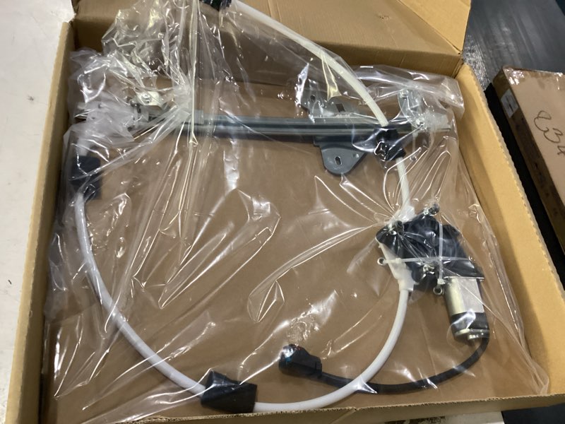 Condition photo showing New/Like New for jc whitney window regulator compatible with 1997-2001 jeep cherokee front, passenger side jj462901