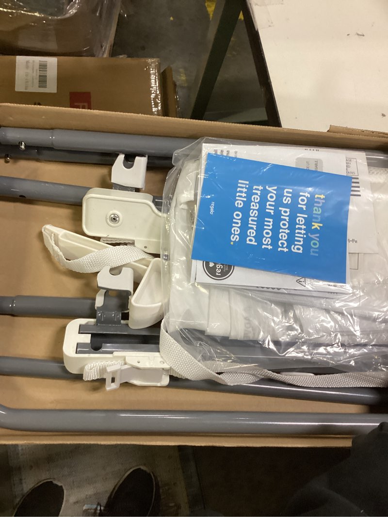 Condition photo showing Good Condition for Regalo Hideaway 54-Inch Extra Long Bed Rail Guard, with Reinforced Anchor Safety System, 54” L x 20” H, For ages 2 - 5 years 54 Inch Hideaway