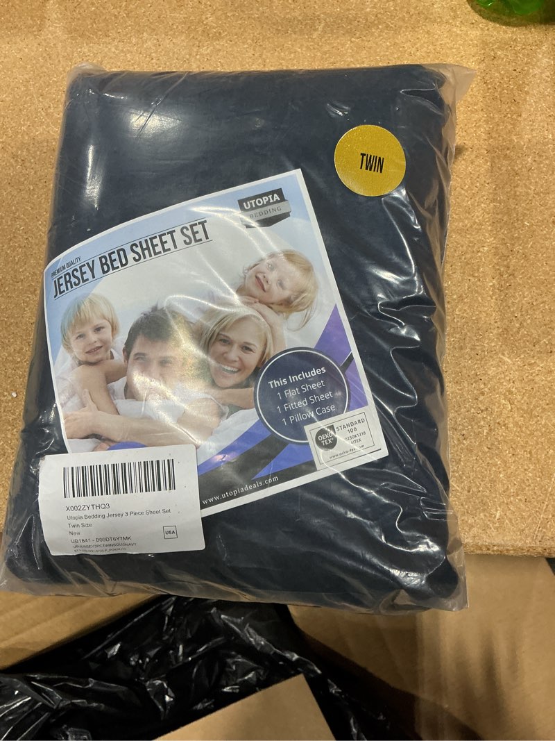 Condition photo showing New/Like New for utopia bedding bed linen set - jersey knit sheets 3 pieces set- cotton jersey soft stretchy sheets (twin, navy)