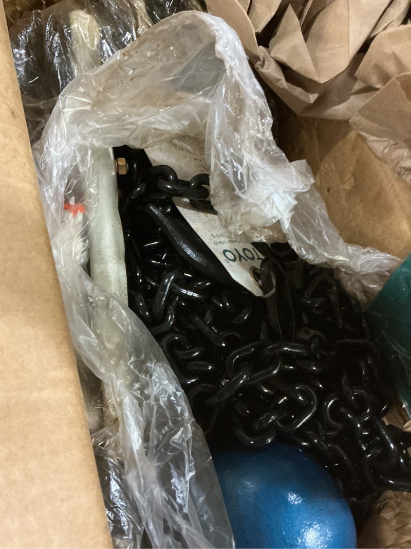 Condition photo showing Good Condition for toyo lever chain hoist 3500lbs 20ft,chain come along 1.6t 20ft ratchet chain puller hoist alloy steel g80 chain 2 heavy duty hooks for building warehouse automotive garages machinery (3500lb 20ft)