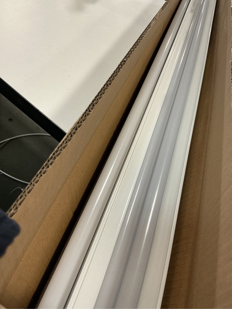 Condition photo showing Good Condition for (6 Pack) 4FT T5 LED Integrated Fixture, 6500K,20W,2300LM(Super Bright White) Linkable LED Shop Light,Garage Ceiling and Cabinet Light,Strip Light,Corded Electric with ON/Off Switch