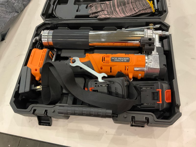 Cordless Grease Gun