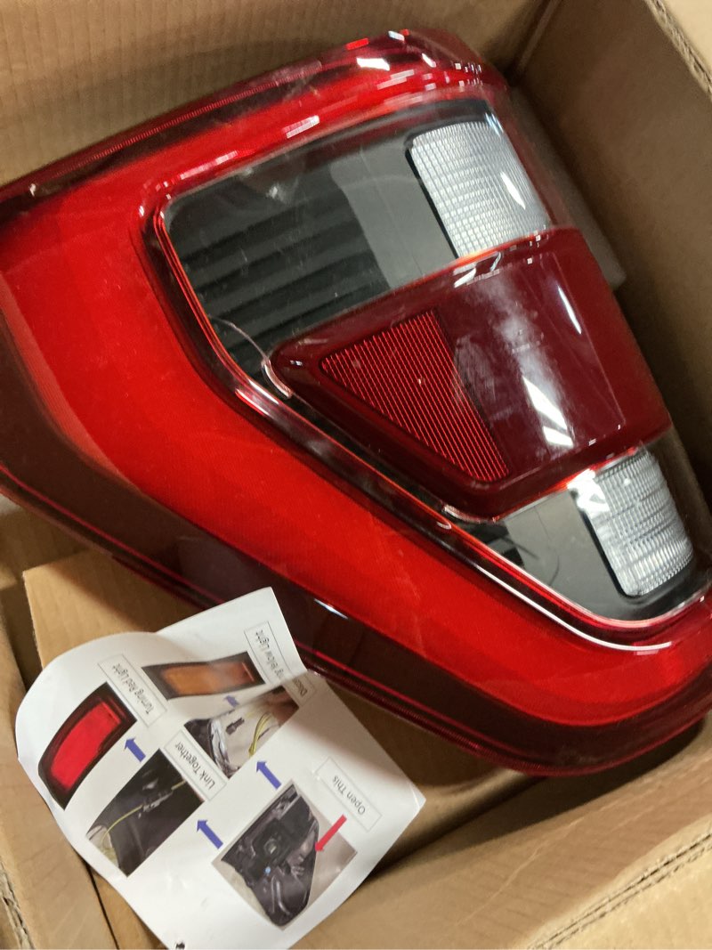 Condition photo showing Good Condition for led tail lights compatible with 2021 2022 2023 ford f150 king ranch lariat limited platinum with blind spot bracket w/o module rear brake lamp taillightsassembly (chrome right passenger side) chrome led right passenger side