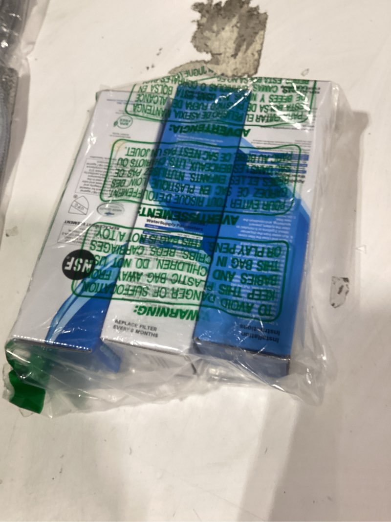 Condition photo showing New/Like New for icepure adq36006101 9690 water filter replacement for lg lt700p, kenmore elite 46-9690 adq36006102, rwf1200a, clch106, rwf1052 lfx28968st lfxs29626s lfxs30766s lfx31925st lfx31945st refrigerator,3pack chlorine, odor removal 3 count (pack of 1)