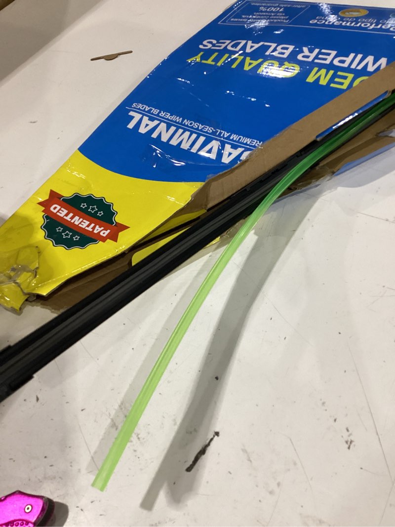 Condition photo showing Good Condition for gavimnal® 26"+22" silicone wiper blades replacement for toyota venza 2009-2015 honda civic 4door 2006-2015 odyssey 2005-2025 lexus rx350 2007-2015,all-season front windshield wiper blades(set of 2) 26"+22"(front wiper blades)