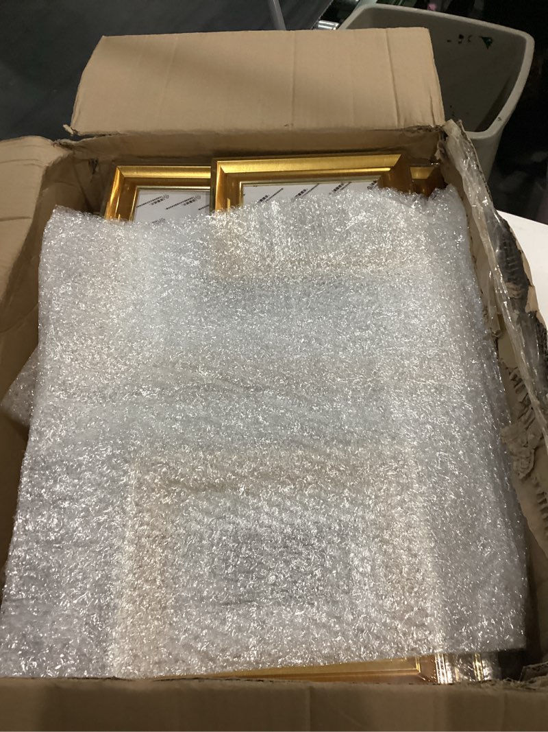 Condition photo showing Good Condition for wonderjune 12 pack gold gallery wall frame set with removable mat picture frames for 16x20, 11x14, 8x10, 5x7 photos, large vintage ornate frames for tabletop or wall mounting display multi sizes