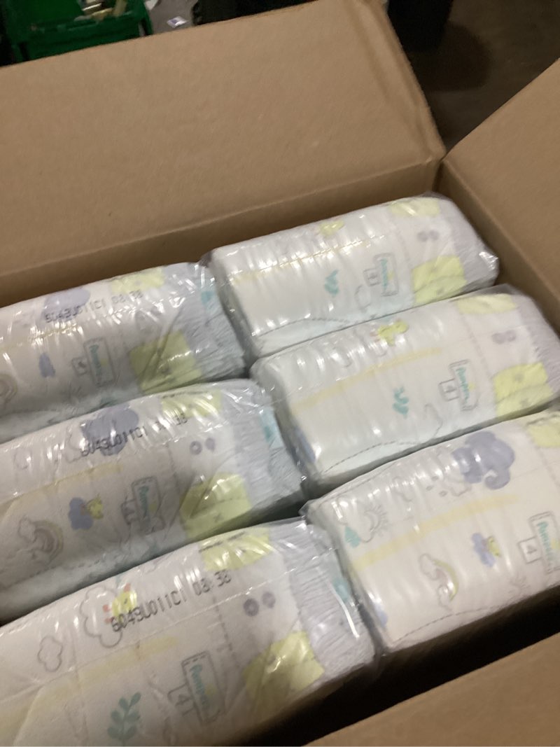 Condition photo showing Good Condition for pampers swaddlers diapers size 4  150 count (select for more options)