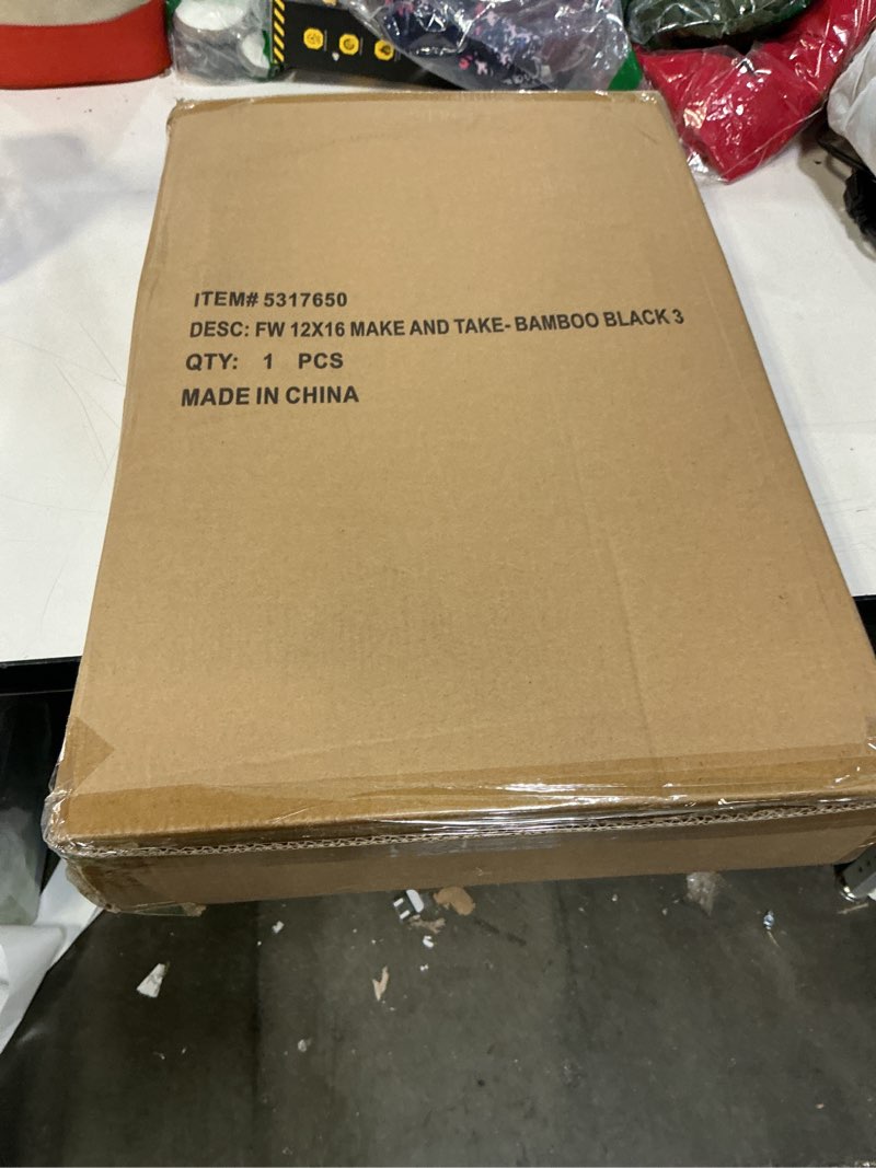 Condition photo showing New/Like New for FARBERWARE Build-a-Board Cutting Board with Three Compartments and Clear Locking Lid for Charcuterie, Snacks, and More, Acacia Acacia 3 Compartments