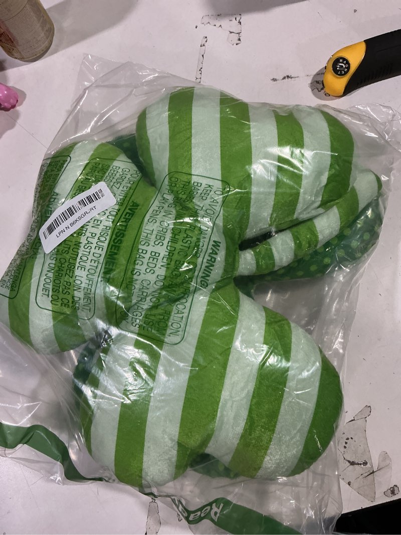 Condition photo showing New/Like New for Soaoo 2 Pcs St Patrick's Day Pillow Shamrock Shaped Throw Pillows Stuffed Plant Shaped Flannel Decorative Clover Cushion Saint Patrick's Day Decorations for Irish Couch Sofa Bedroom Decor