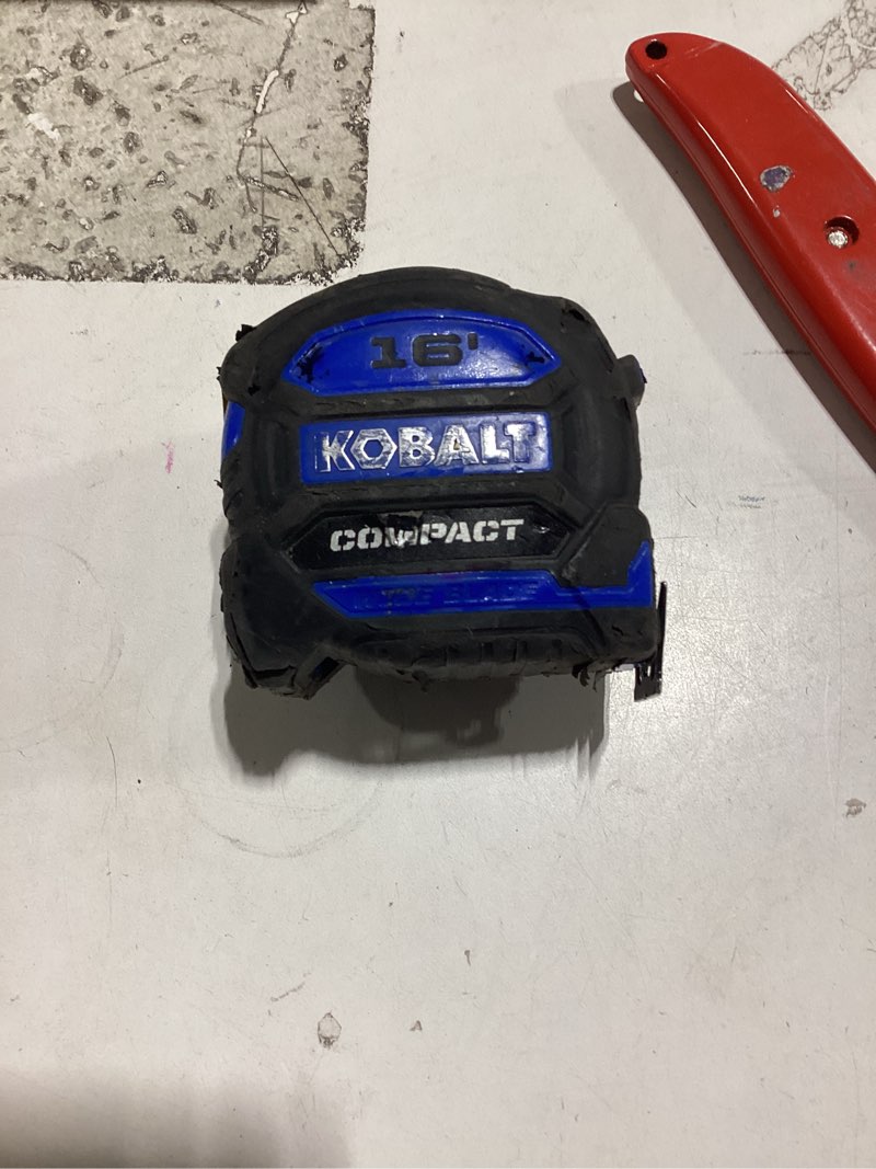 Condition photo showing Good Condition for kobalt compact 16-ft tape measure