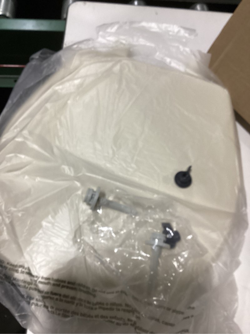 Condition photo showing New/Like New for bemis 730slec 006 toilet seat will slow close and