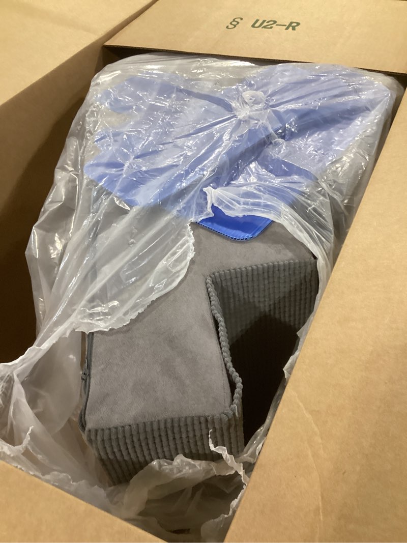 Condition photo showing Good Condition for heeyoo dog stairs for small dogs,5-step dog steps for high bed and couch, high-density foam pet steps with supporting board, non-slip removable washable cover, grey 5 steps fleece-grey