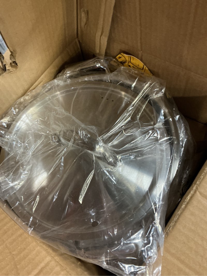 Condition photo showing New/Like New for nutrichef 5-quart stainless steel stockpot with lid- 18/8 food grade heavy duty inox large stock pot for stew, soup, works w/ induction 5 quarts