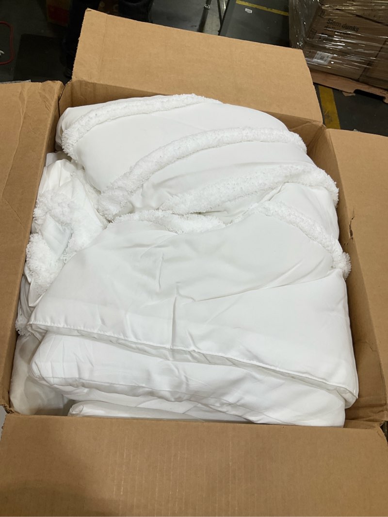 Condition photo showing As Is for Cupocupa King Size Comforter Set;Beige Comforter Boho Tufted Lightweight Bedding Sets 3PCS Soft Jacquard with 2 Pillow Cases for All Season Cloud White King