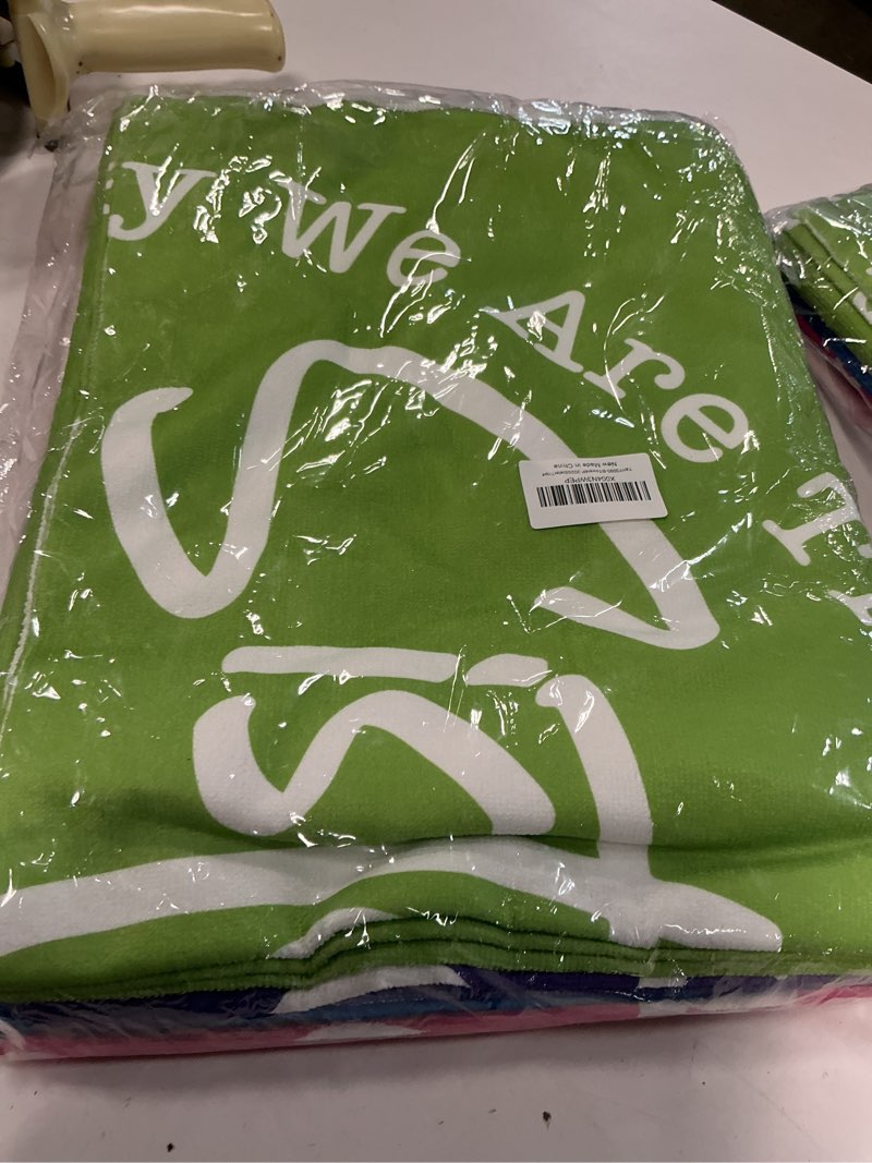 Condition photo showing New/Like New for 2 Pack Sister Trip 2025 Girls Trip Gifts Favors Beach Towel Sisters Gifts from Sister Swim Towels Friendship Girls Weekend Gift for Women Friend Beach Accessories for Pool Summer Travel 32x71 inch 2025sistertrip8