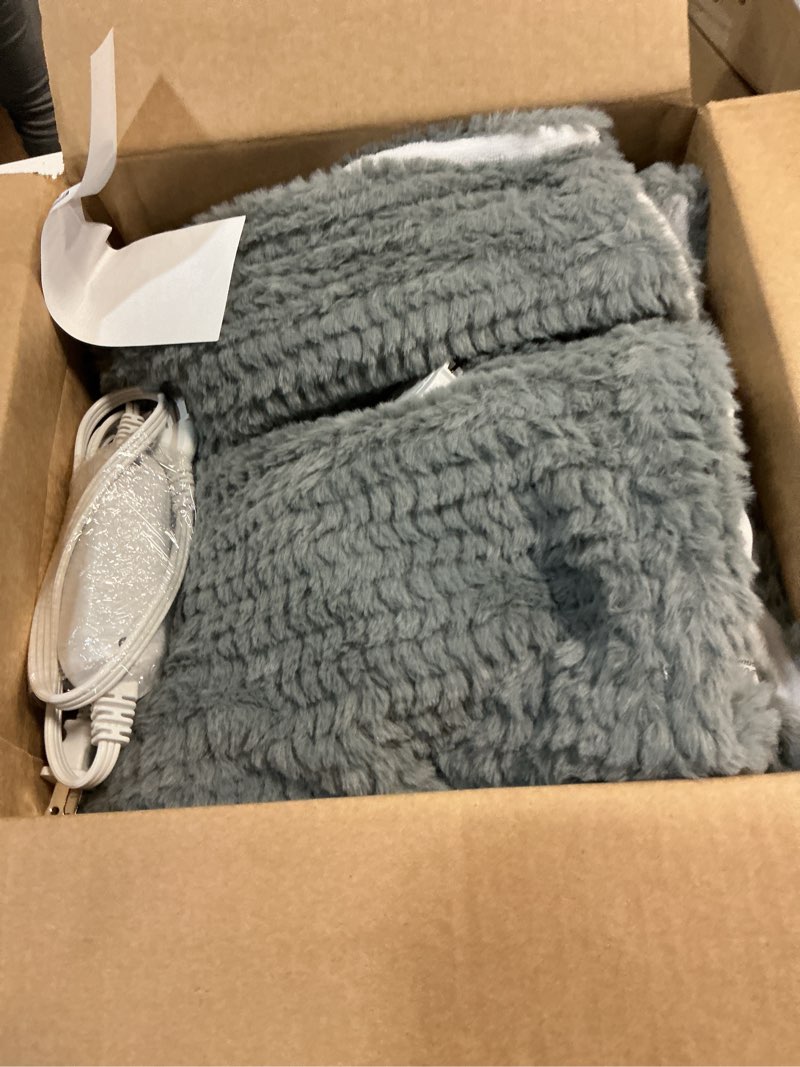Condition photo showing Good Condition for Heated Blanket Electric Blanket,Cozy Faux Rabbit Fur & Soft Flannel Warm Heater Throw Blanket with 5 Fast Heating Levels &10Hours Auto-Off Over-Heat Protection?50" x 60" (Grey)