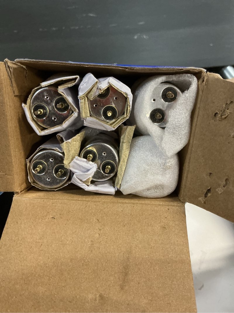 Condition photo showing Good Condition for 18 Inch F15T8/CW T8 15W Fluorescent Light Bulb Cool White Compatible for Philips GE F15T8/SP41 Replacement Bulb G13 Base 6 Count Fluorescent-18inch-6 Pack