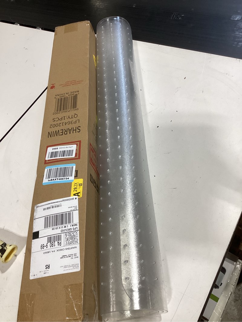 Condition photo showing New/Like New for chair mat for carpeted floor with lip,47''×36'' pvc carpet protector for low pile carpets heavy duty effective grip anti-slip,won't crack,easy to clean for office and home 47"x36" with lip clear for carpets
