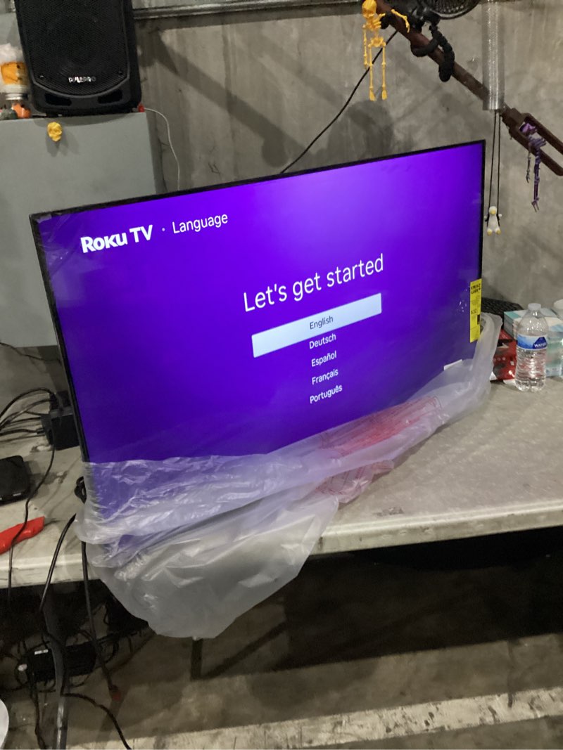 Condition photo showing Good Condition for roku smart tv 2025 – 43-inch select series, 4k hdr tv – rokutv with enhanced voice remote – flat screen led television with wi-fi for streaming live local news, sports, family entertainment tv only 43"